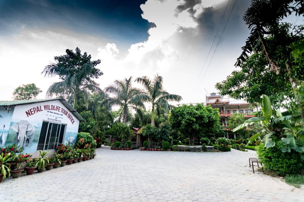 Eden Jungle Resort 사우라하 외부 사진